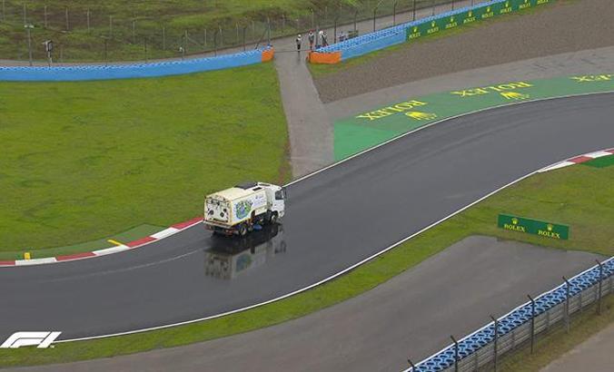 Tuzla Belediye Başkanından Hamilton'a temizlik aracı ile cevap: Bak işine kardeşim