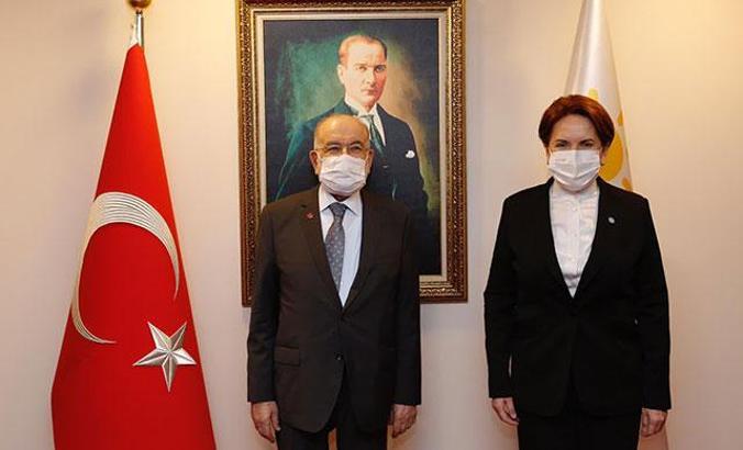 Akşener: Tehdidi milli iradeye karşı yapılmış olarak görüyorum