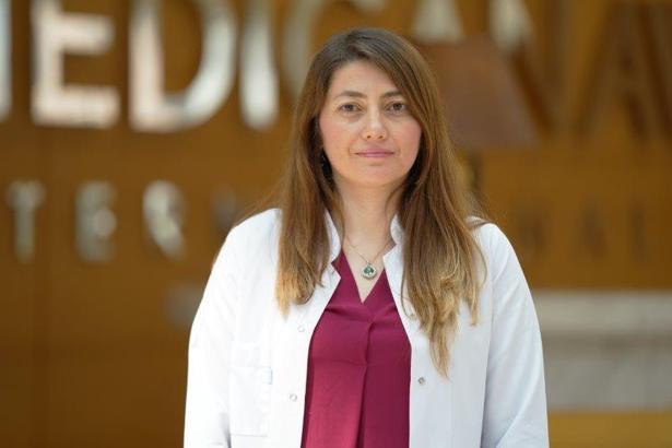 “Diş çıkarma süreci bebekten bebeğe değişebilir”