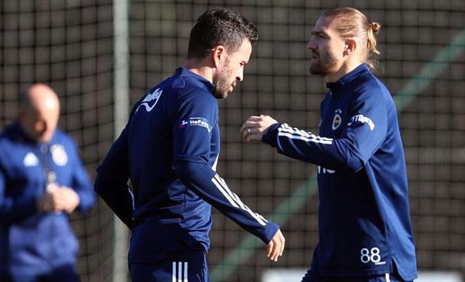 Fenerbahçe'de Gökhan Gönül'den iyi haber