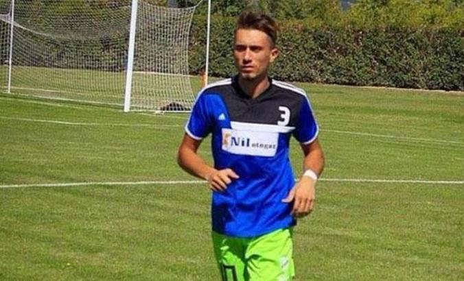 Depremden bir ay sonra yaşamını yitiren futbolcunun ailesinden sağlıkçılara teşekkür