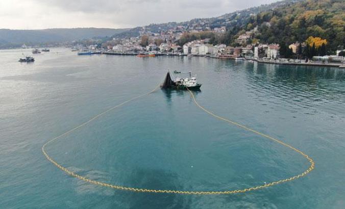 Boğaz'da balıkçı tekneleri tartışması; Prof. Dr. Saadet Karakulak: Kıyısal habitatların korunması lazım