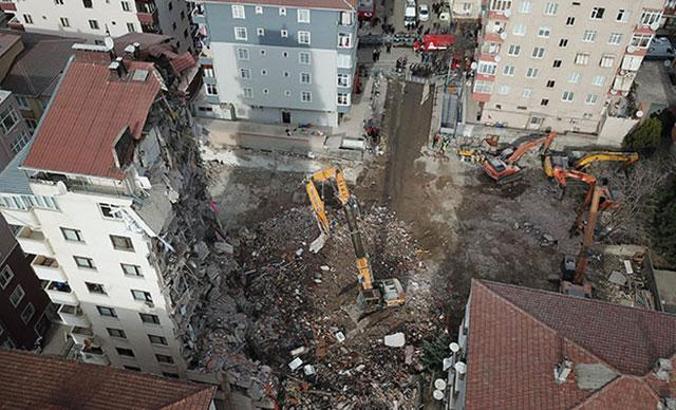 Kartal'da çöken binaya ilişkin dava; 31 belediye görevlisine 15 yıla kadar hapis istendi