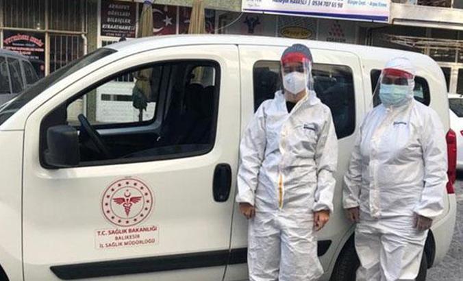 Balıkesir'de koronavirüs vakası görülen evlere, ‘Bu konut görüşme ve ziyarete kapalıdır’ notu asılacak