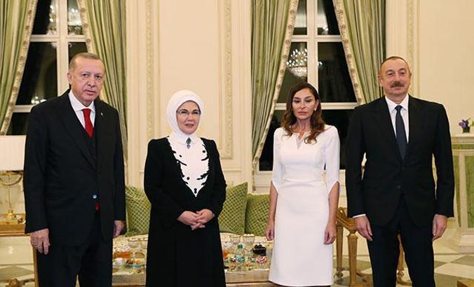 Cumhurbaşkanı Erdoğan, Bakü’de resmi aile yemeğine katıldı