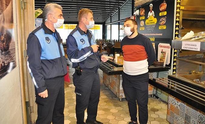 Sultangazi Zabıta ekiplerinden paket servis denetimi