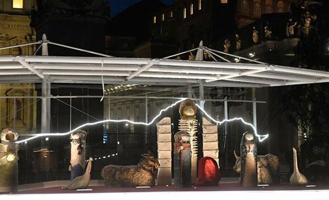 Vatikan’da Hz. İsa’nın doğumunu simgeleyen heykeller kriz yarattı