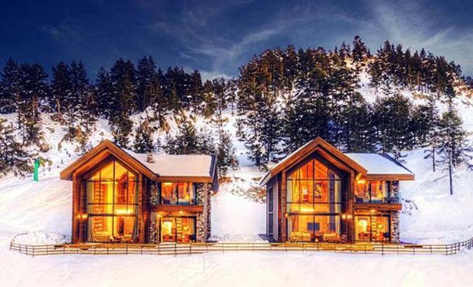 Kartalkaya'da lüks dağ evlerinde gecelik konaklama 80 bin TL