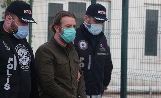 Ceyhan Belediyesi'ndeki rüşvet soruşturmasında eski Başkan Aydar'la birlikte 5 kişi tutuklandı