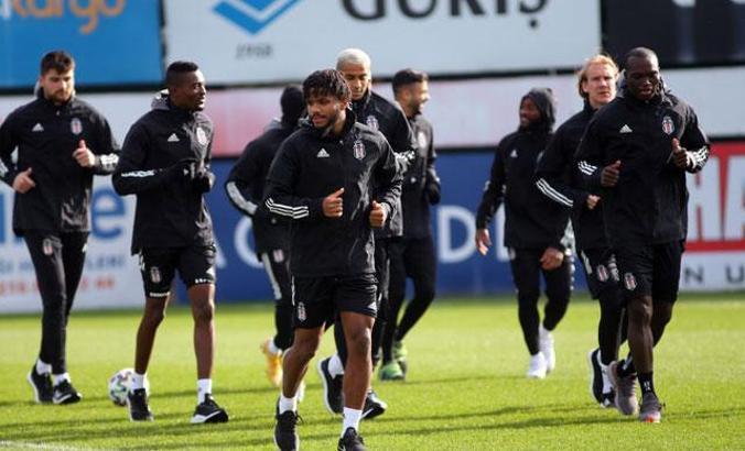 Beşiktaş'ta Demir Grup Sivasspor mesaisi başladı