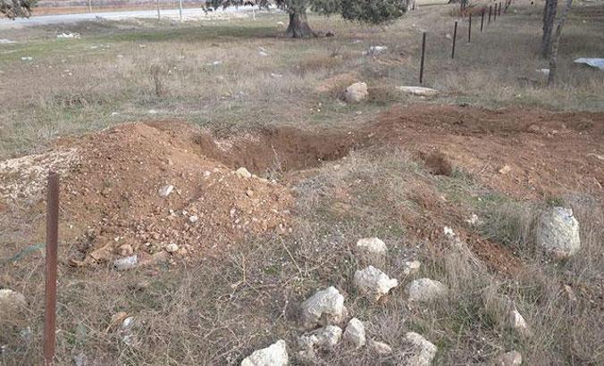 Sokak kısıtlamasına rağmen izinsiz define ararken yakalandılar