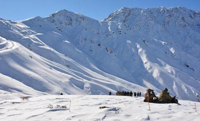 Hakkari'deki çığda kayıp askerin cansız bedenine ulaşıldı; şehit sayısı 2 oldu