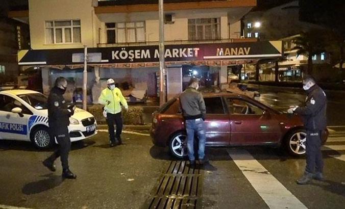 Sokak kısıtlamasında evlere gidip, içki satan kişiye 20 bin lira ceza