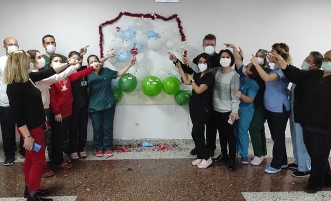 Türkiye'nin ilk koronavirüs karantina hastanesinde yeni yıl hazırlıkları
