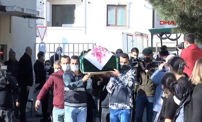 Aylin hoca son yolculuğuna uğurlanıyor