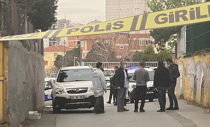 Pendik'te plakasında "Maşallah" yazan araçla 350 bin liralık gasp