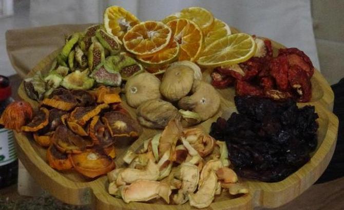 'Cennetten Gelen Gizemli Tatlar', anne ve kızının gelir kapısı oldu