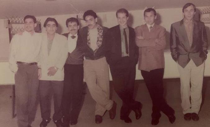 Prof. Uğur Şahin'in takım arkadaşları konuştu: Orta sahada oynardı, para toplayıp krampon alırdık