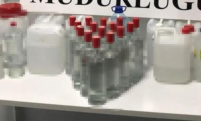 İzmir'de 2 kişi sahte içkiden hayatını kaybetti