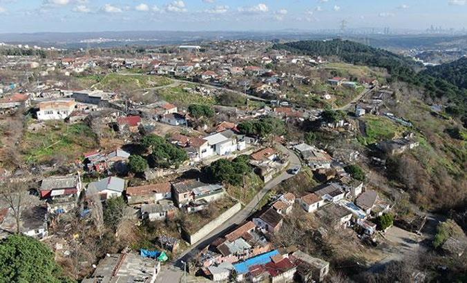 Sultangazi'de mahalleli ile paşa torunlarının arsa mücadelesi