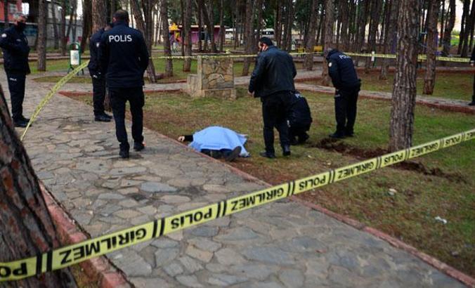 Parkta cesedi bulunan kişi, 200 bin liralık borç nedeniyle öldürülmüş