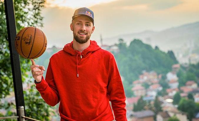 Anadolu Efes'te Dzanan Musa'nın forma heyecanı