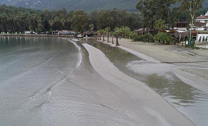 Doç. Dr. Önsoy, "Akyaka'da deniz çekilmesi deprem habercisi değil'