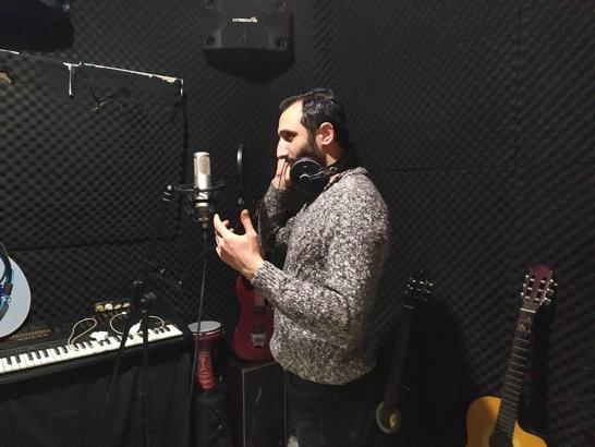 Hakan Ergün, İlhan Şeşen’e ait ‘Ne İstesem Oluyor’ parçasını coverlıyor