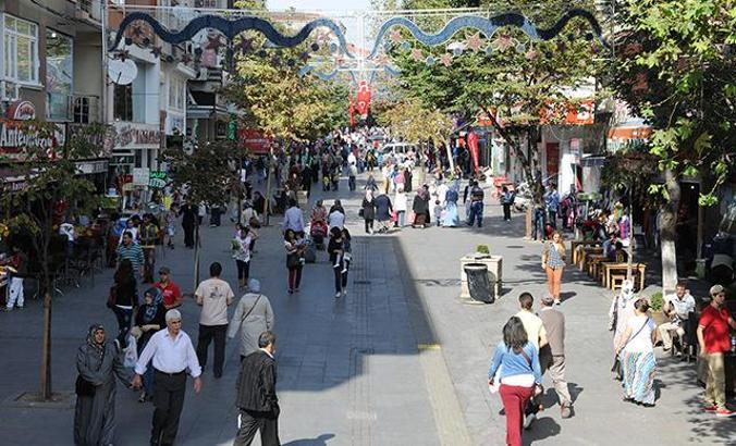 Bağcılar’ın nüfusu 51 ilden büyük