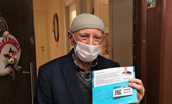 65 yaş ve üstü vatandaşlara belediyeden HES kodlu kart