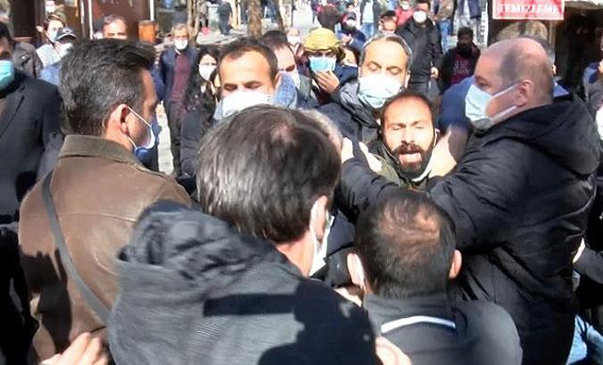 Tunceli'de, izinsiz 'Boğaziçi' eylemi gerginliği