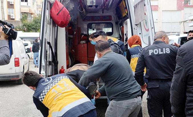 Kendini otomobile kilitleyip, tetiğe bastı