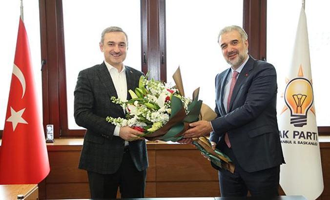 Ak Parti İstanbul İl Başkanlığı'nda devir teslim yapıldı