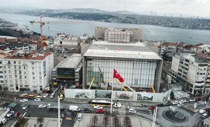 Taksim'deki AKM'de son durum havadan görüntülendi