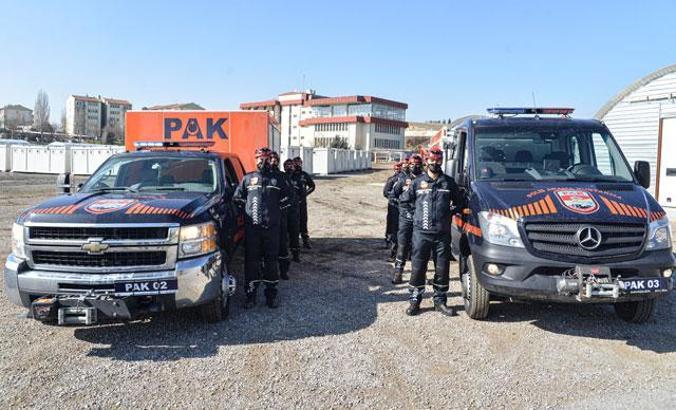 Polis Arama Kurtarma ekipleri, göreve hazır