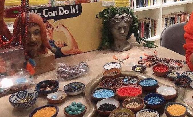 Ayşe Arman İyilik Kolyesi Tasarım Atölyesi ile TOG Genç Kadın Fonu’na destek oldu