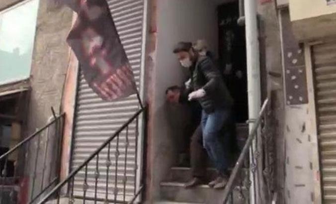 Sultangazi'de terör örgütü DHKP-C operasyonu helikopter kamerasında: 5 gözaltı