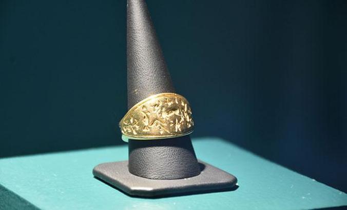 Arkeoloji Müzesi'nin gözdesi; Hitit dönemine ait altın mühür yüzük