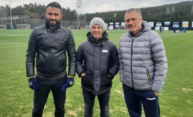 Emre Belözoğlu: Fenerbahçelileri mutlu etmek adına burada çalışmaya devam edeceğim