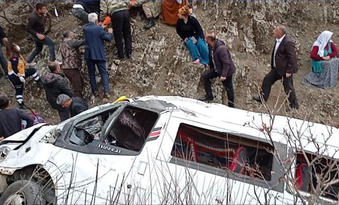 Sason'da 2 öğrencinin öldüğü kaza sonrası 4 öğretmen açığa alındı