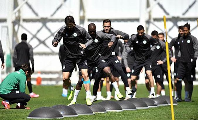 Konyaspor'da, Kasımpaşa maçı öncesi 3 eksik