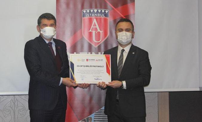 Öğrenciler için iş garantili CO-OP Protokolü imzalandı