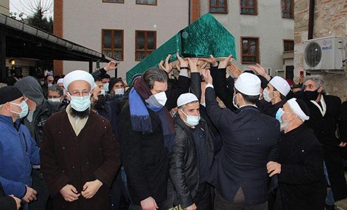 Muhammed Ali es- Sabuni'nin cenazesi toprağa verilmek üzere İstanbul'a uğurlandı
