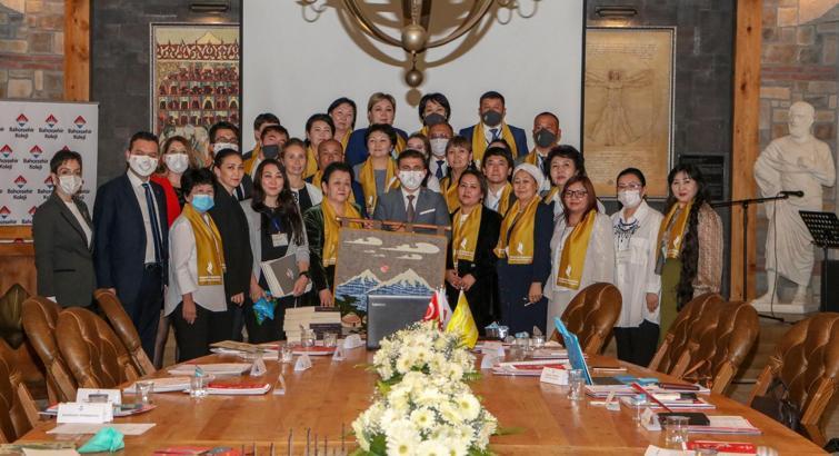 Bahçeşehir Koleji'nin eğitimine yurtdışından ilgi