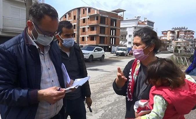 'Banka görevlisi hesaplarla oynuyor' diyen dolandırıcılara 40 bin lira gönderdi