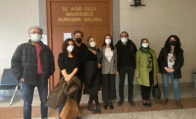 Gazeteci Melis Alphan'a ''terör örgütü propagandası yapmak'' suçundan 7,5 yıl hapsi istendi