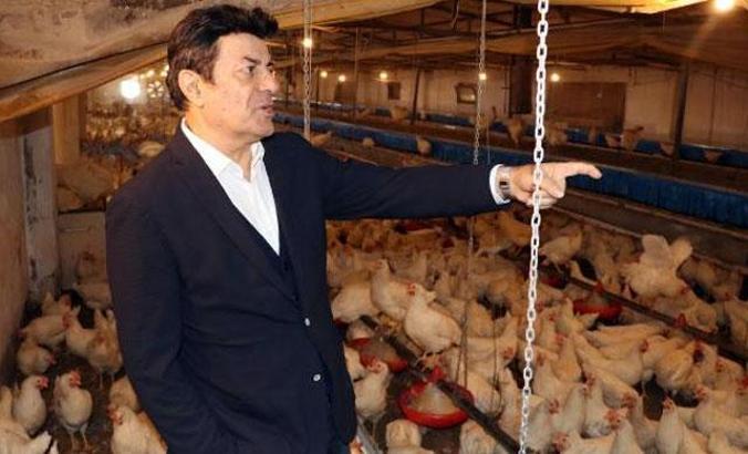 Coşkun Sabah, Eskişehir'de tavuk çiftliği kurdu