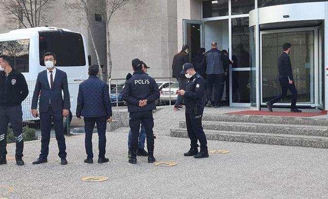 'Bildiri' soruşturmasında amirallerin ifade işlemleri bugün başlayacak