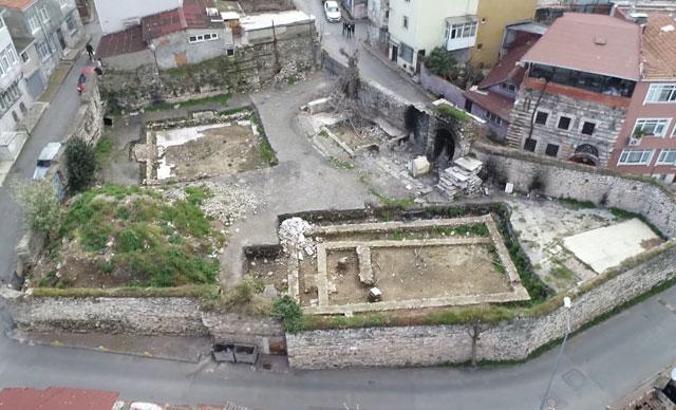 'Korunması Gerekli Kültür Varlığı' olarak tescilli ama harap halde