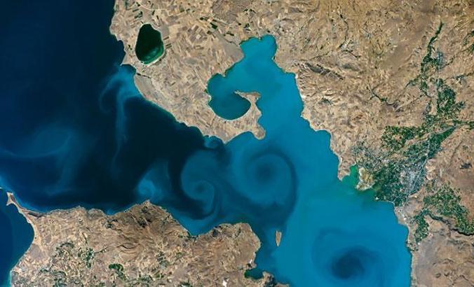 Van Gölü'nün uzaydan fotoğrafı yarışmasında, NASA'nın sitesi çöktü